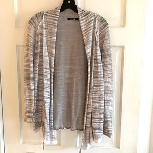 Nic + Zoe gray and white cardigan
